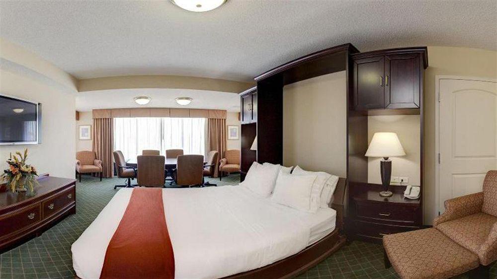 Holiday Inn Express Hotel & Suites Cape Girardeau I-55 By Ihg Bagian luar foto