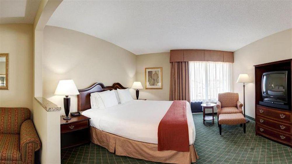 Holiday Inn Express Hotel & Suites Cape Girardeau I-55 By Ihg Bagian luar foto