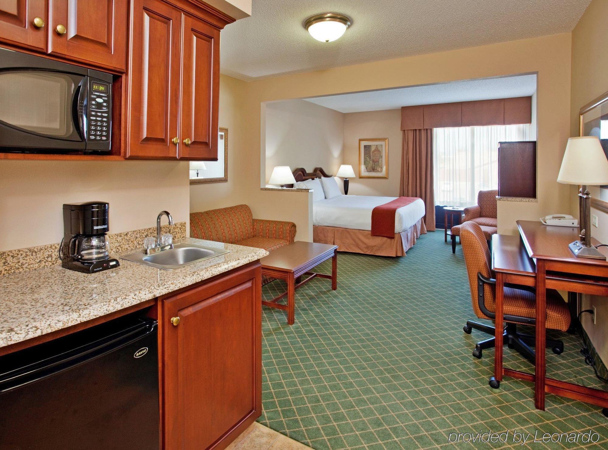 Holiday Inn Express Hotel & Suites Cape Girardeau I-55 By Ihg Ruang foto
